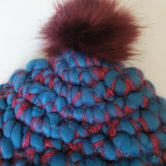 NWT Free People MOROCCAN BLUE COMBO Beanie Hat Pom Pom Knit - Picture 5 of 8